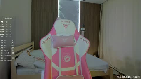 Naomi My instagram account - teasing naomi online show from November 19, 3:39 am