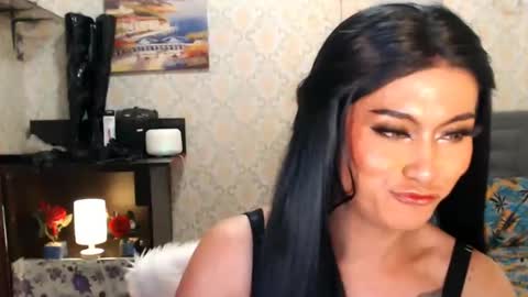 Dominant Goddess Contessa online show from December 14, 12:01 am