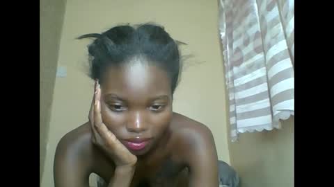 africana_slimqueen online show from March 13, 1:25 pm