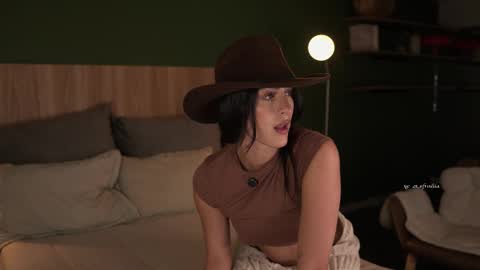 Emma online show from March 26, 11:21 pm