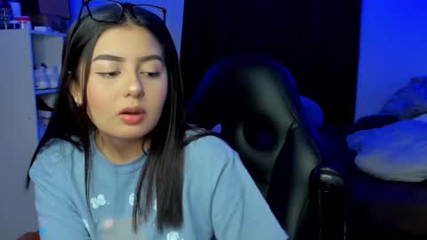 Snapshot of agatha_riccie chatting on October 22, 12:58 am Cat online show from October 22, 12:58 am