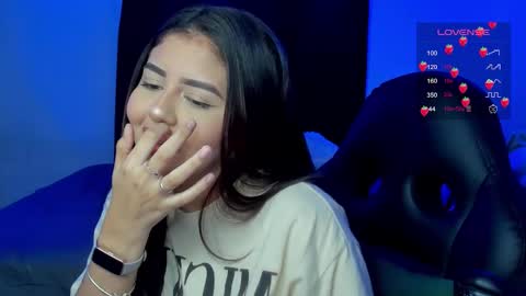 Cat online show from November 26, 4:32 am