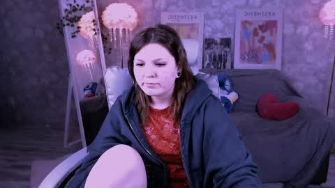 agathaagnia online show from May 7, 7:31 pm