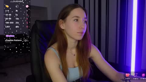 Snapshot of agelina_summer chatting on February 19, 9:58 pm Agelina Lilly Laura online show from February 19, 9:58 pm