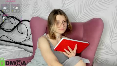 Snapshot of agnes_passero chatting on October 15, 7:10 am Agnes online show from October 15, 7:10 am