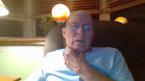 aguynrkfrd online show from October 2, 9:19 am