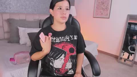 Ahmara  online show from February 11, 11:47 am