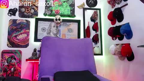 Snapshot of aharon_sexo1 chatting on February 10, 6:20 am Aharon  Zamora online show from February 10, 6:20 am