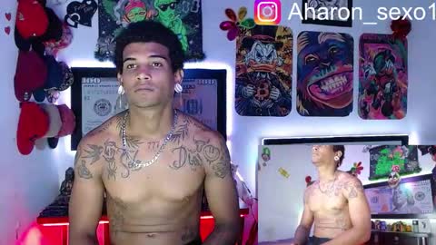 Snapshot of aharon_sexo1 chatting on March 12, 4:08 am Aharon  Zamora online show from March 12, 4:08 am
