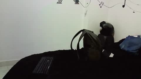 Snapshot of ahntony__69 chatting on March 3, 10:42 pm ahntony 69 online show from March 3, 10:42 pm