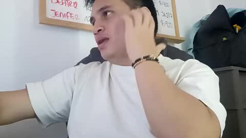 Snapshot of ahntony__69 chatting on October 21, 6:55 pm ahntony 69 online show from October 21, 6:55 pm