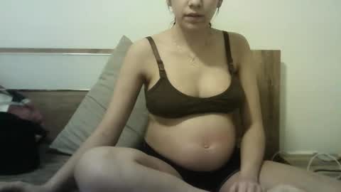 Selena online show from October 31, 7:03 pm