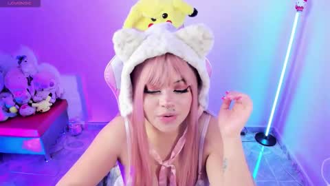 Ahri help me get to 100  online show from October 6, 4:52 am