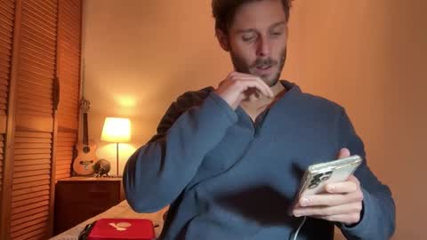 Aiasar online show from December 4, 3:44 pm