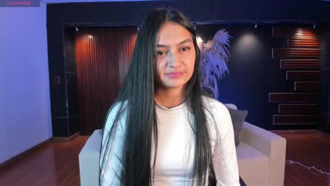 Snapshot of aidajoness chatting on October 6, 11:17 am aidajoness online show from October 6, 11:17 am