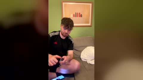 aiden_cc online show from April 16, 11:07 pm