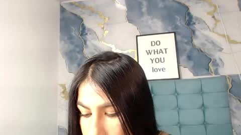 Ailyn online show from April 21, 2:51 am