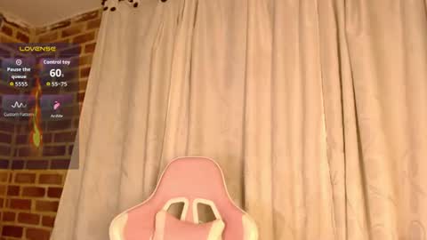 Ailyn online show from June 13, 12:54 am