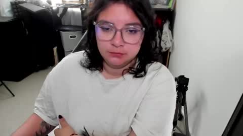 Catalina online show from November 6, 1:58 pm