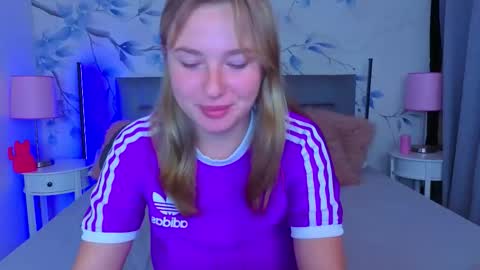 Alisa online show from November 6, 1:47 pm