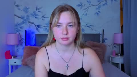 Alisa online show from November 9, 1:25 pm