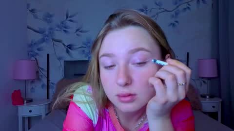 Alisa online show from November 17, 1:46 pm