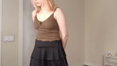Simona online show from June 5, 4:19 am