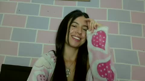 J  online show from April 2, 9:11 pm