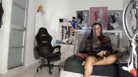 aisha299 online show from February 14, 9:23 am