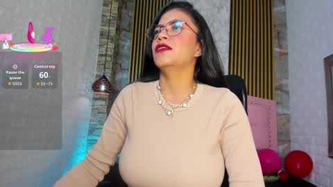 aisha__cambell online show from February 15, 11:20 am