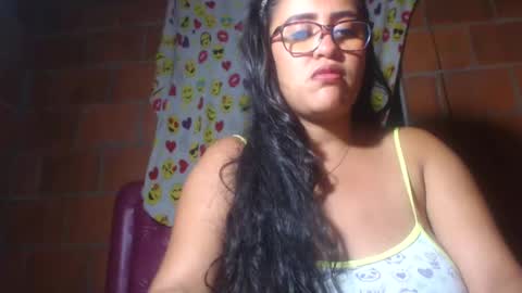 aisha koswell3 online show from March 2, 4:50 am