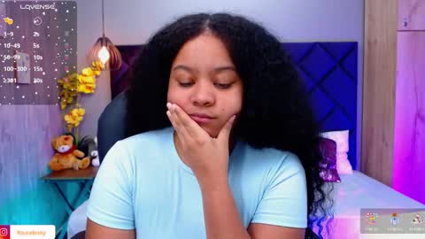 Aisha Violet online show from February 21, 6:15 pm