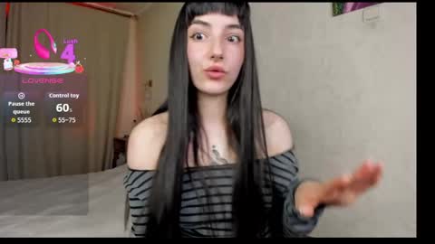 Aisha online show from April 16, 9:39 pm