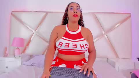 Aisha Rodgers online show from October 28, 8:32 pm