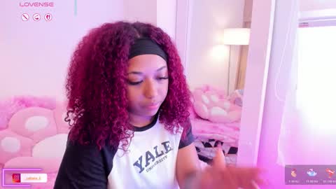 Aisha online show from December 17, 5:41 pm