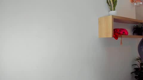 little aitana  online show from February 24, 1:41 am