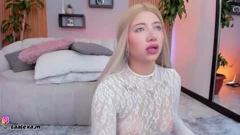 Aixa online show from December 19, 12:11 pm