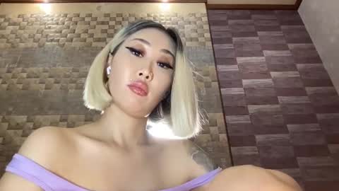 Snapshot of akemi_jp chatting on September 29, 10:09 pm Akemi online show from September 29, 10:09 pm