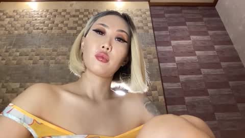 Snapshot of akemi_jp chatting on September 28, 9:46 pm Akemi online show from September 28, 9:46 pm