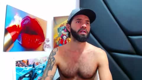 akiles online show from March 17, 11:21 pm