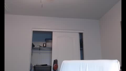 Alex online show from October 31, 10:04 am