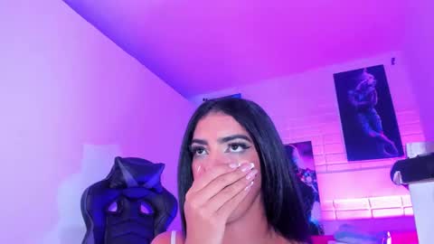 Alahia Rodriguez online show from December 29, 11:50 pm