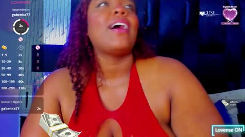 Snapshot of alahia_rivera chatting on October 21, 10:13 pm alahia rivera online show from October 21, 10:13 pm