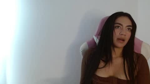 Alahia sweet official online show from October 28, 7:15 pm