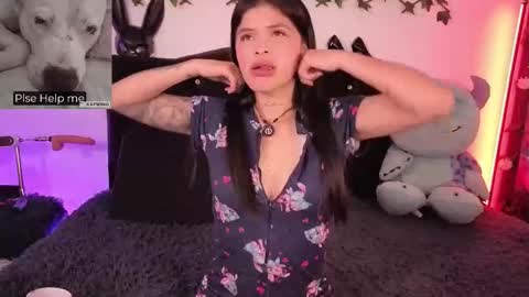 Alaia online show from December 1, 2:42 am