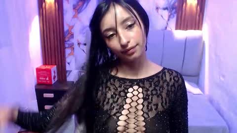 alaia_blue1 online show from October 28, 3:46 pm