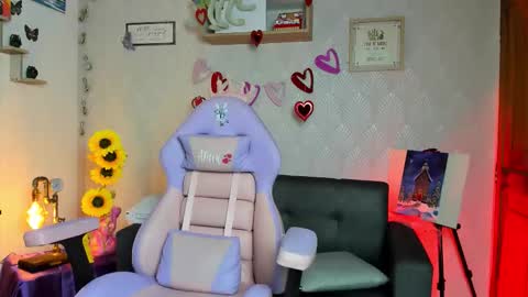 Alaia online show from February 21, 9:18 pm