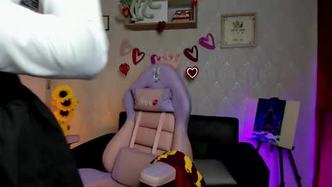 Alaia online show from February 20, 9:17 pm