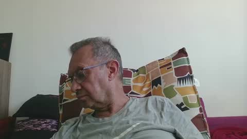 alain5159 online show from June 17, 7:35 am