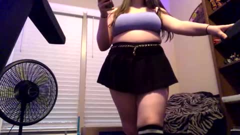 Alaira Moon online show from December 20, 11:01 pm